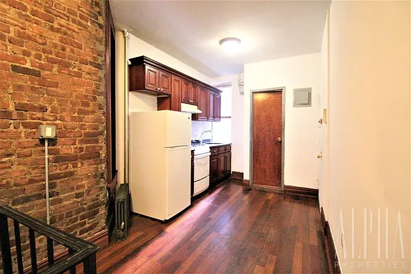 Rented by Alpha Properties NYC I LLC | media 33