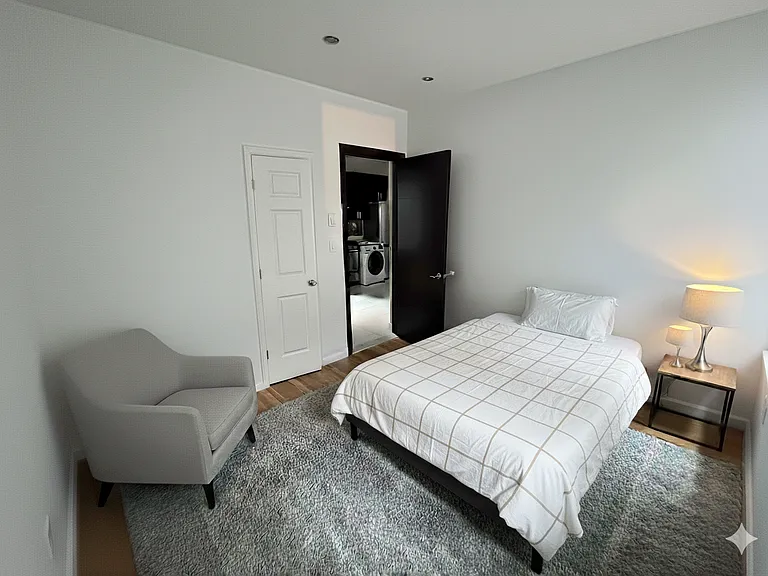 8 W 108th St #28 — Photo 3