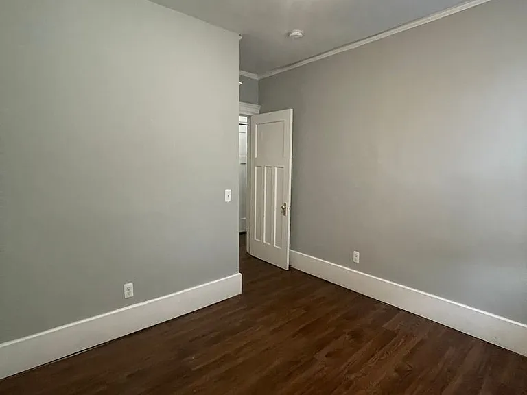 675 W Willis St — Photo 13