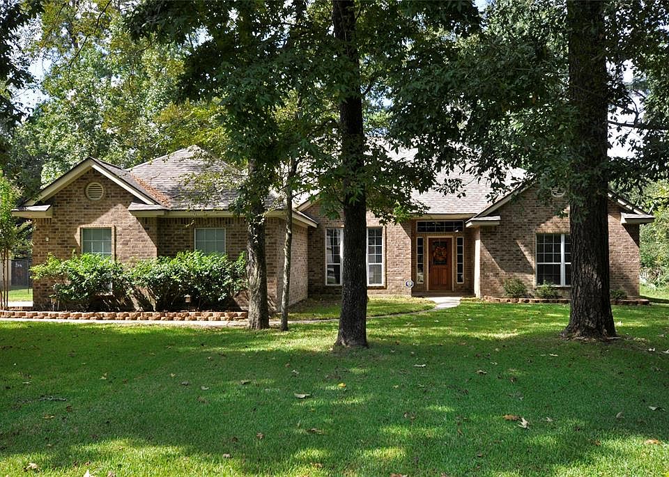 1st image of 303 McDaniel Dr