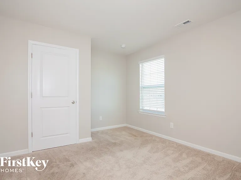 2647 Idared Dr — Photo 13