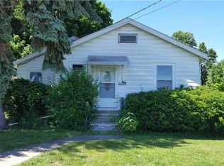 63 South Dr, Rochester, NY 14612