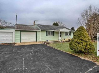 14022 Bonair Rd, Glen Rock, PA 17327
