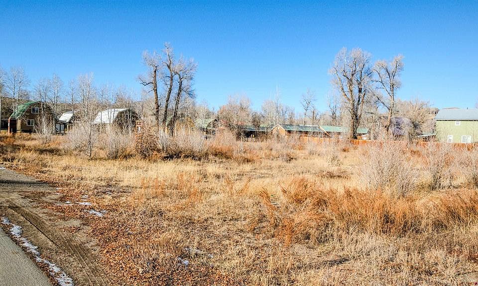 1st image of 1210 W Tomichi Avenue