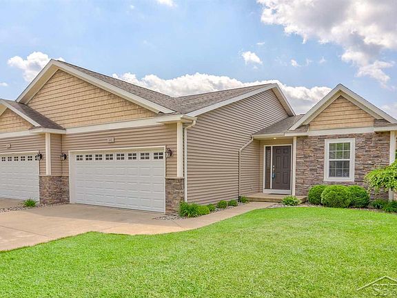 2nd image of 6107 Normandy Dr