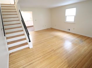 70 Valley St, Rochester, NY 14612