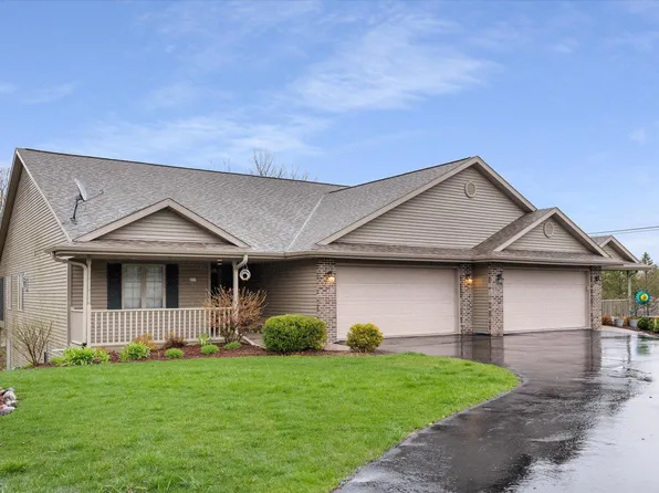 217 Fallen Oaks LANE, Sheboygan Falls, WI 53085