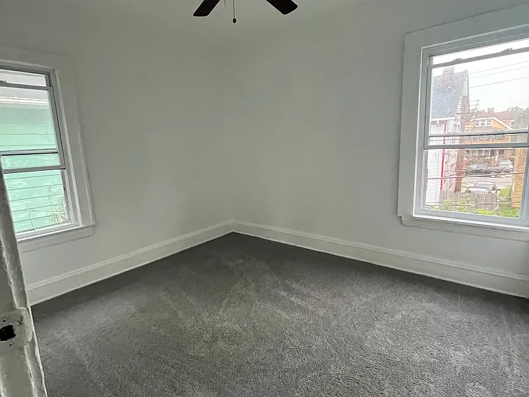 876 Paxton Rd #UP — Photo 5