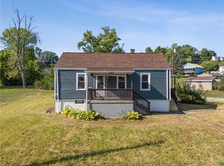 690 Orchard Ave, Mount Pleasant, PA
