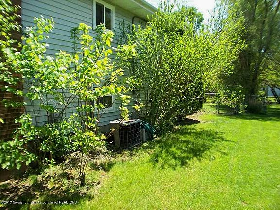 4th image of 2815 Delta River Dr