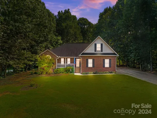 244 Whisper Dr, China Grove, NC 28023