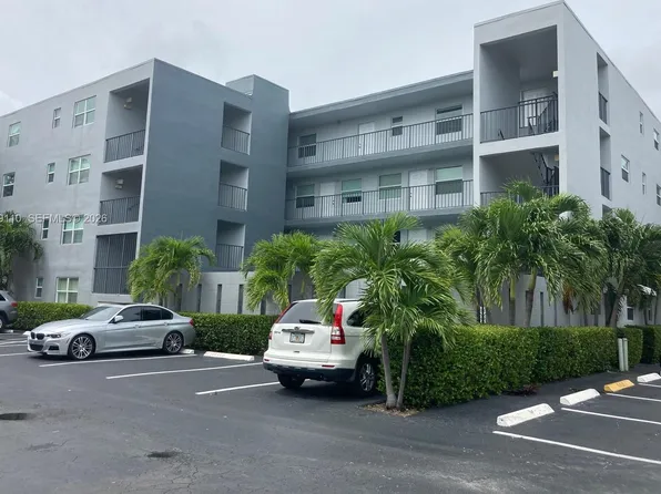 611 NE 14th Ave APT 202, Fort Lauderdale, FL 33304