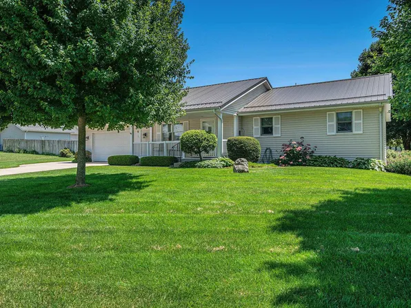 19456 Sun Circle Ct, Goshen, IN 46528