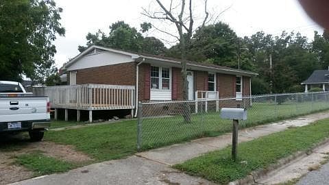2nd image of 800 Granby Ave