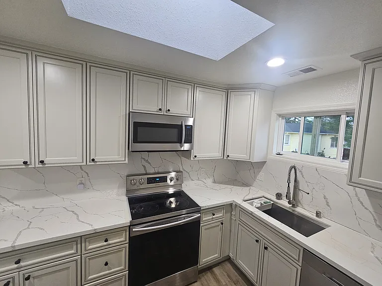 23861 Madeiros Ave — Photo 3