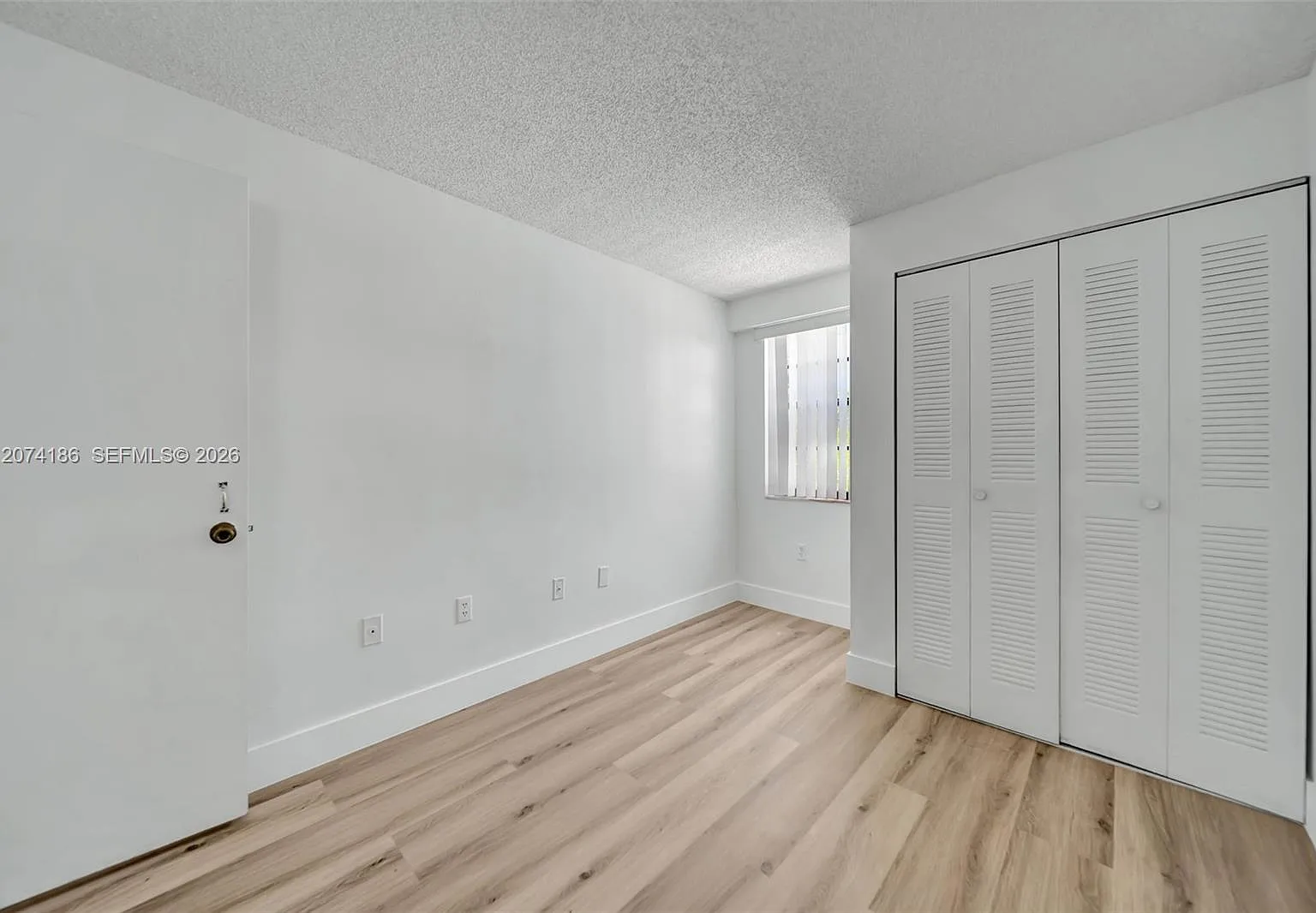 3 bed, 1036 sqft, $2,800 — Photo 3