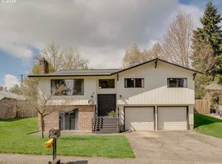 207 NW Ash St, McMinnville, OR
