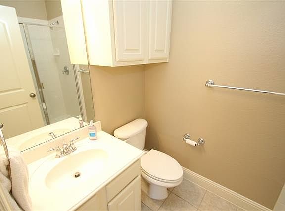 5th image of 7237 Parkwood Blvd