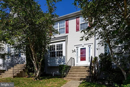 105 Brenwick Ct Photo 1
