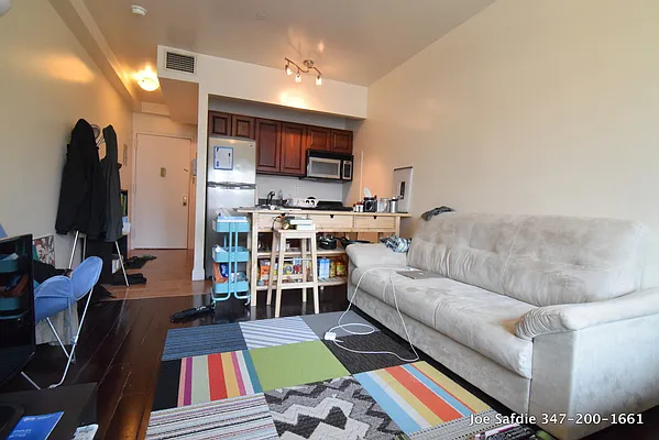 Rented by J Misrahi Realty Corp | media 39