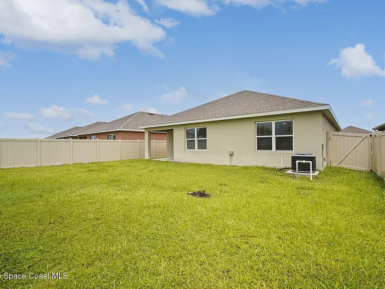 1065 Dugan Cir SE — Photo 23