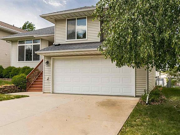 3rd image of 1231 Emily Ct