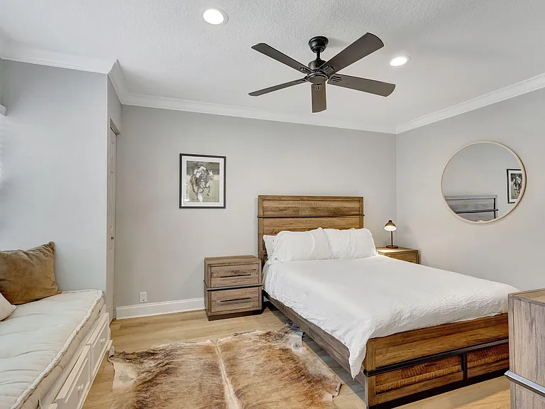 11839 Pebblewood Dr — Photo 38