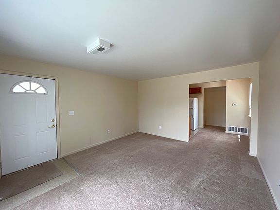5th image of 8059 McDermitt Dr #B423a9cf0