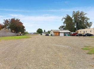 440 W 4th St, Tracy, CA 95376