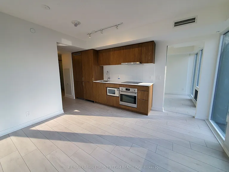 60 Shuter St #2508 — Photo 6