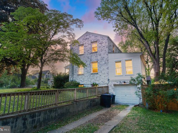 9301 Mintwood St, Silver Spring, MD 20901