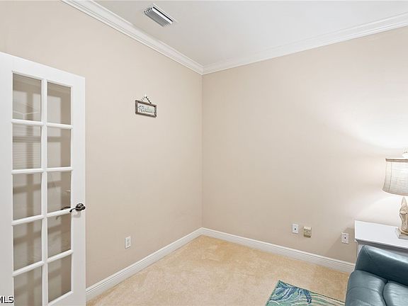 5th image of 5118 SW 19th Pl