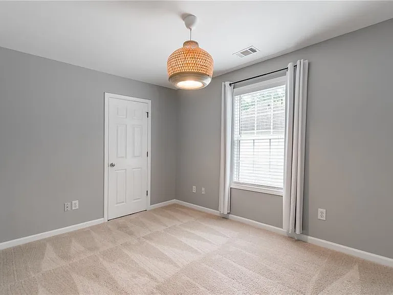 134 Lexington Parke Dr — Photo 36
