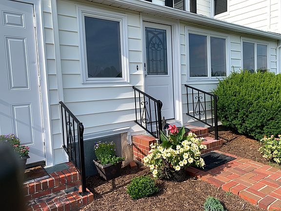 Side door entry