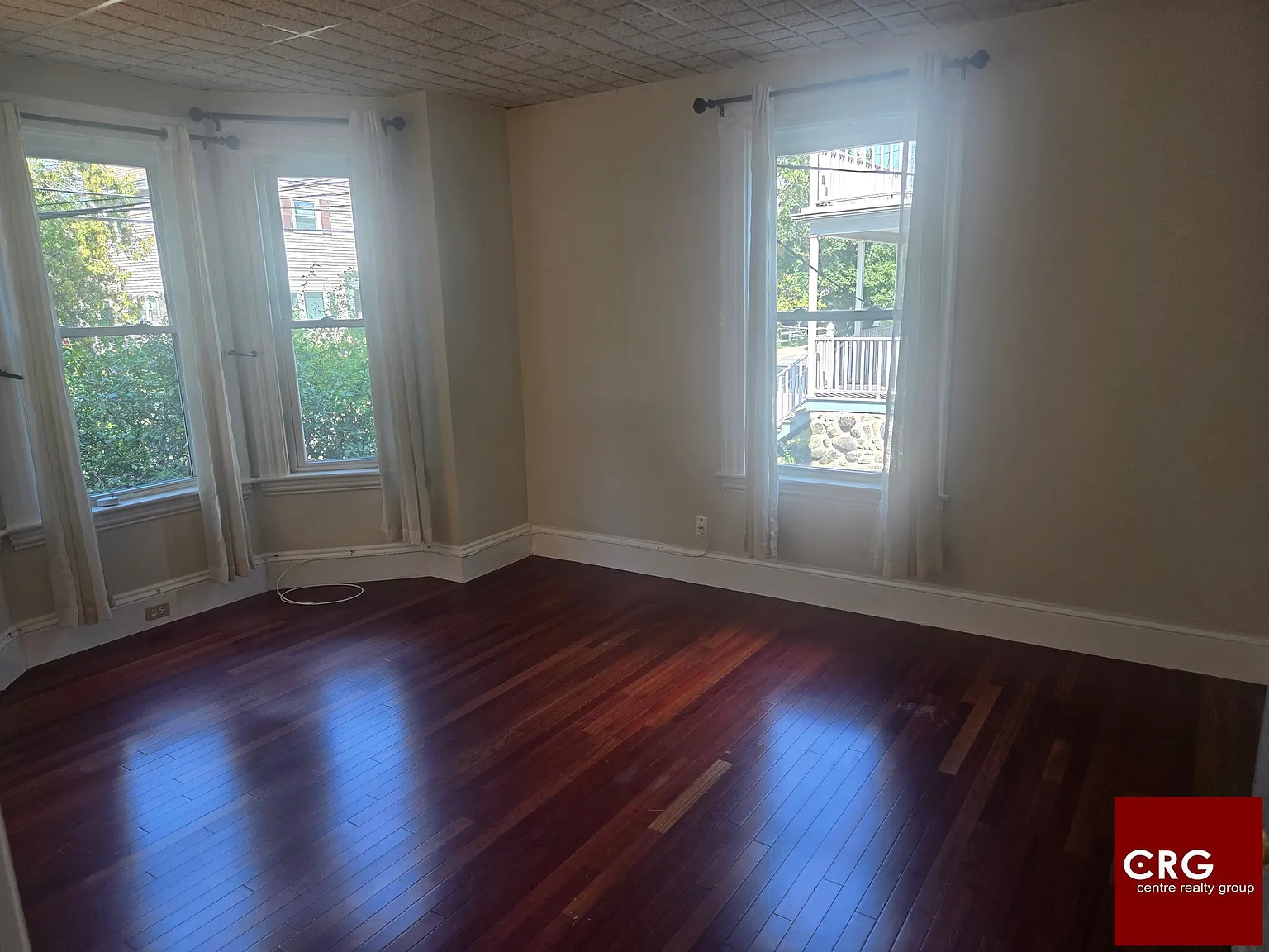 1 bed, 1.0 bath, 750 sqft, $2,100 — Photo 4