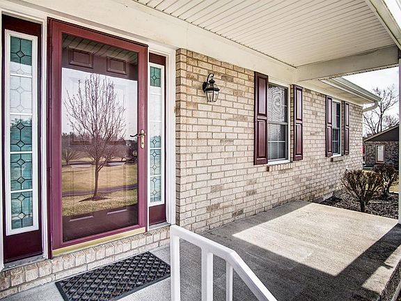 4th image of 3366 Shady Ln