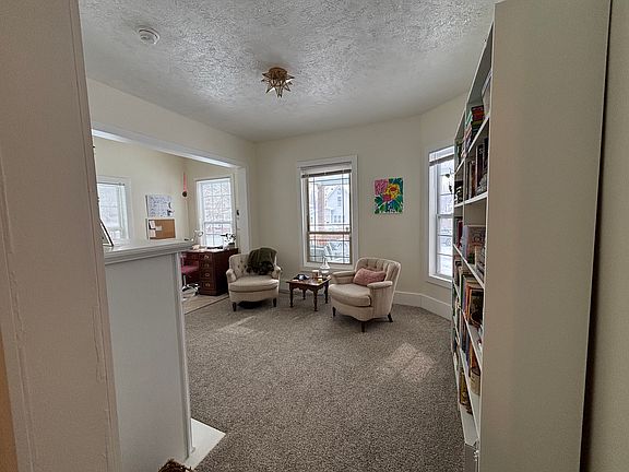 3rd image of 449 Woodlawn St SE