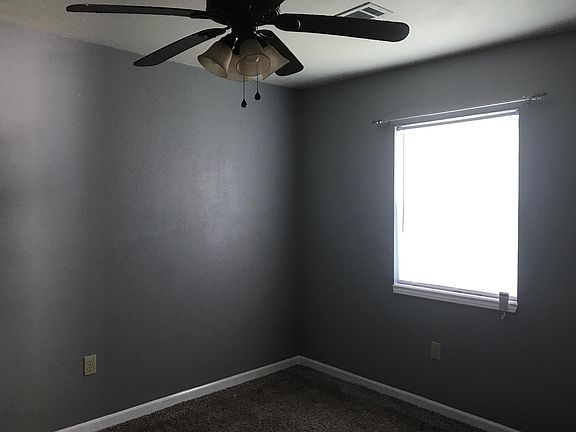 5th image of 219 W B St
