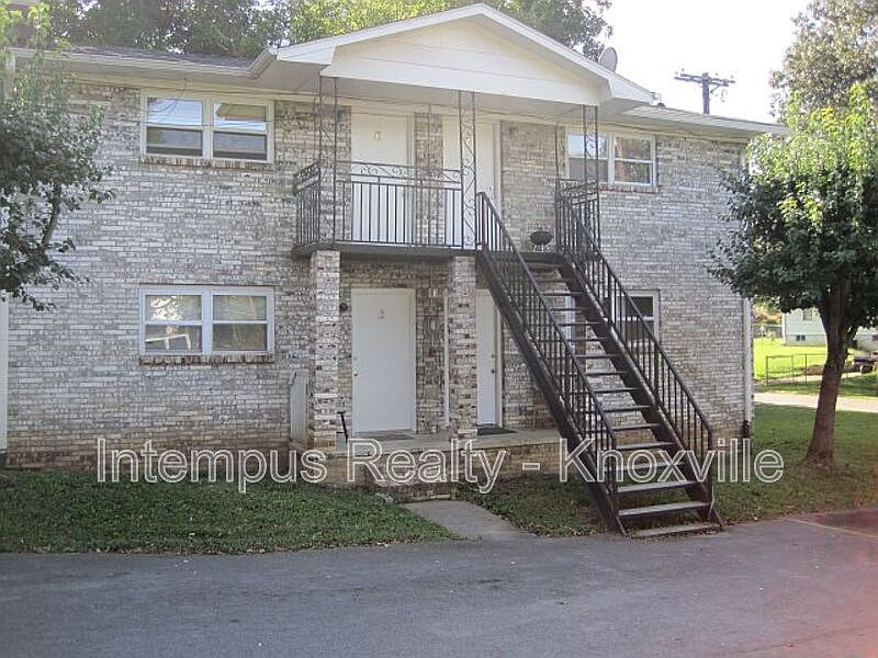 1st image of 328 Dahlia Dr APT 8