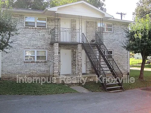 328 Dahlia Dr Photo 1