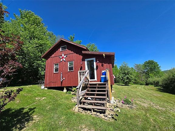 4th image of 6303 Gleason Hill Rd