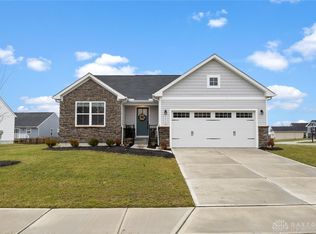 6694 Crystal Harbour Dr, Middletown, OH 45042
