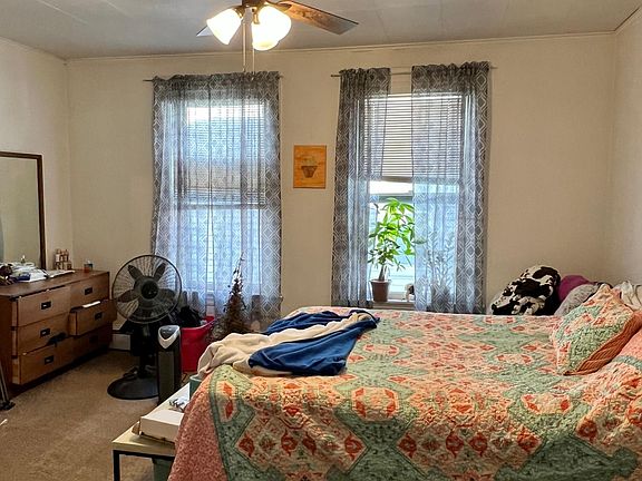 3rd image of 150 Alexander Ave APT 2B