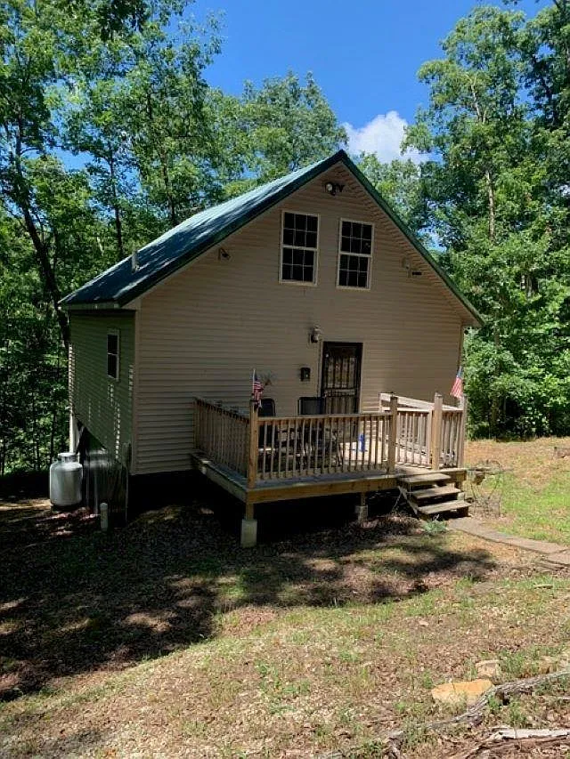 1832 Bradley Landing Ln photo 1