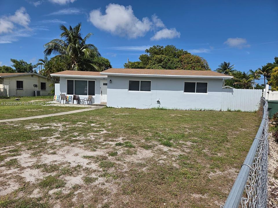 1st image of 1524 NW 12th Ter