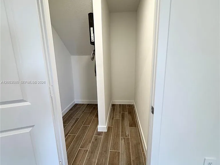 120 NE 13th Ter #120 — Photo 14