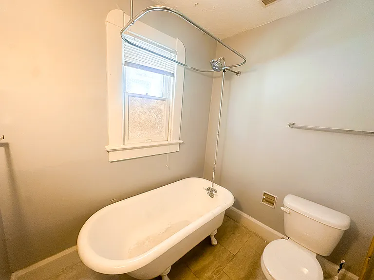 2043 N Talbott St #3 — Photo 13