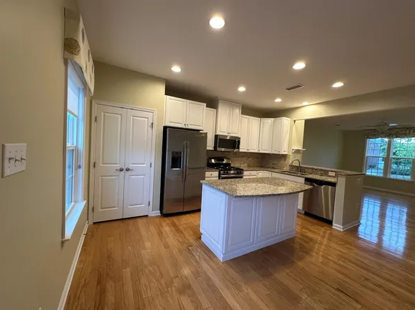 11319 Sadler Walk Ln, Glen Allen, VA