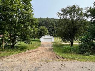 7573 Crooks Rd SW, Lancaster, OH 43130