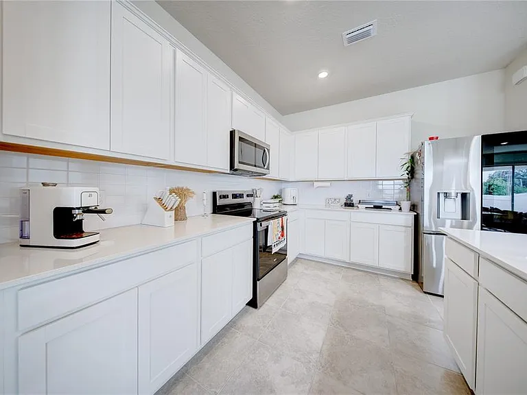 3130 Norcott Dr — Photo 10
